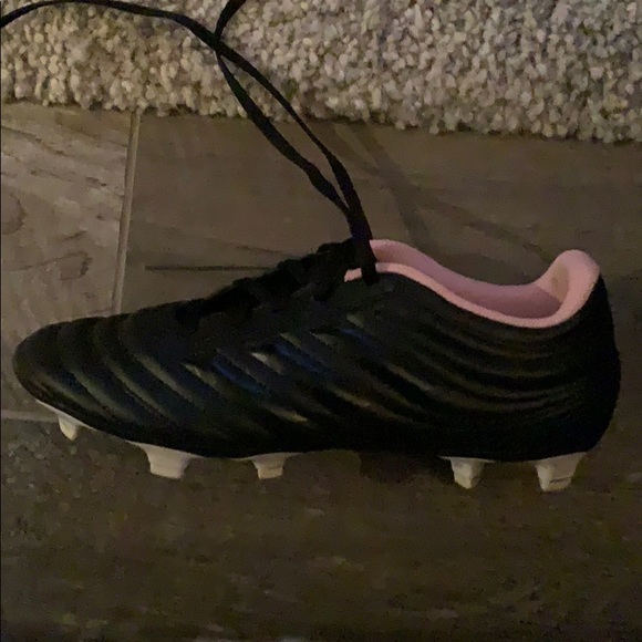 I hate soccer - Picture 5 of 8